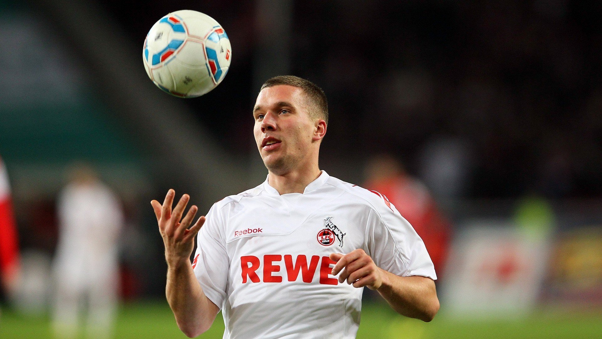 体育产业国际交流与合作,体育产业国际化战略